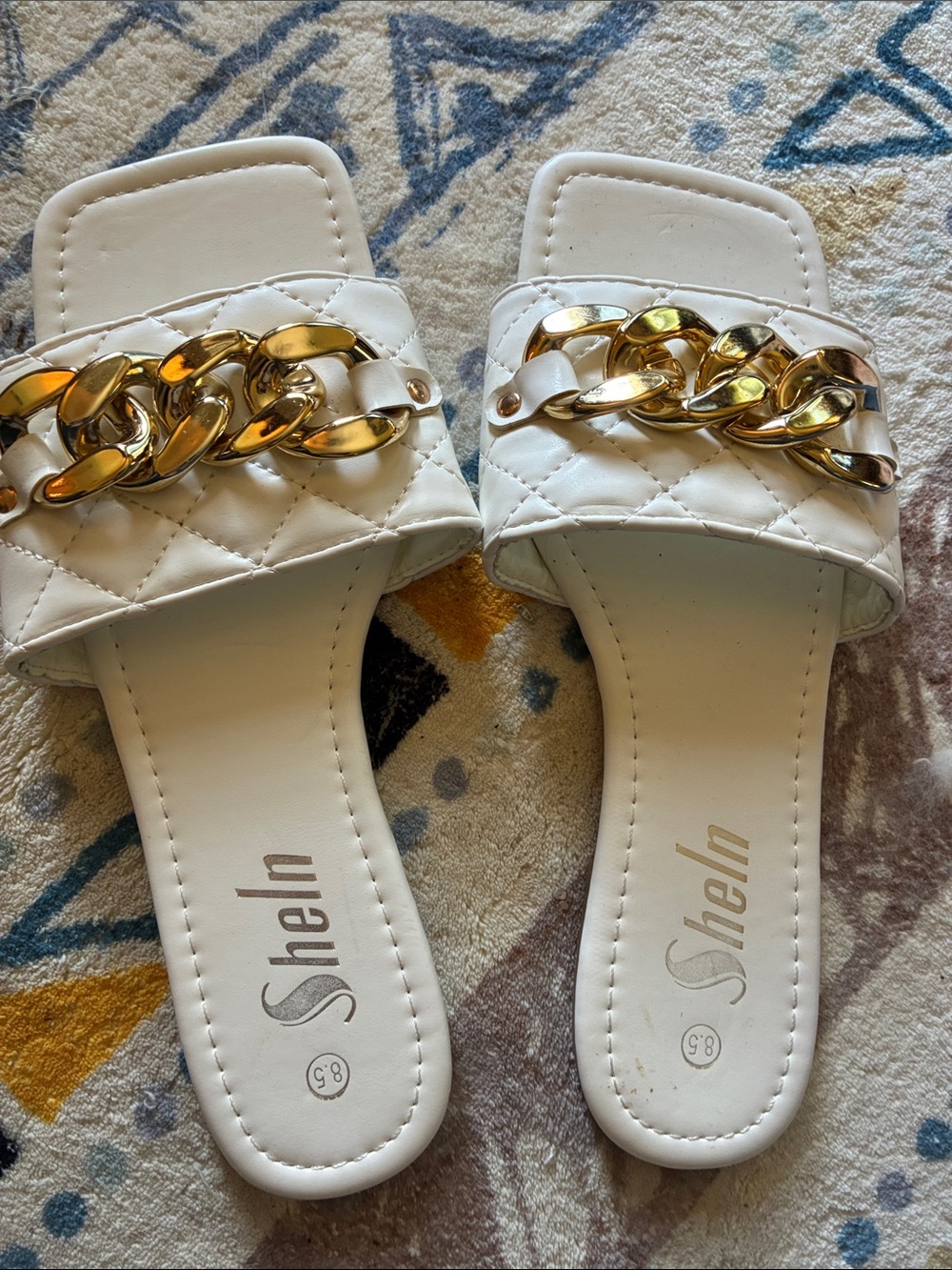 SheIn White Quilted Slide Sandals with Gold Chain Accent 9.5/10 marked 8.5